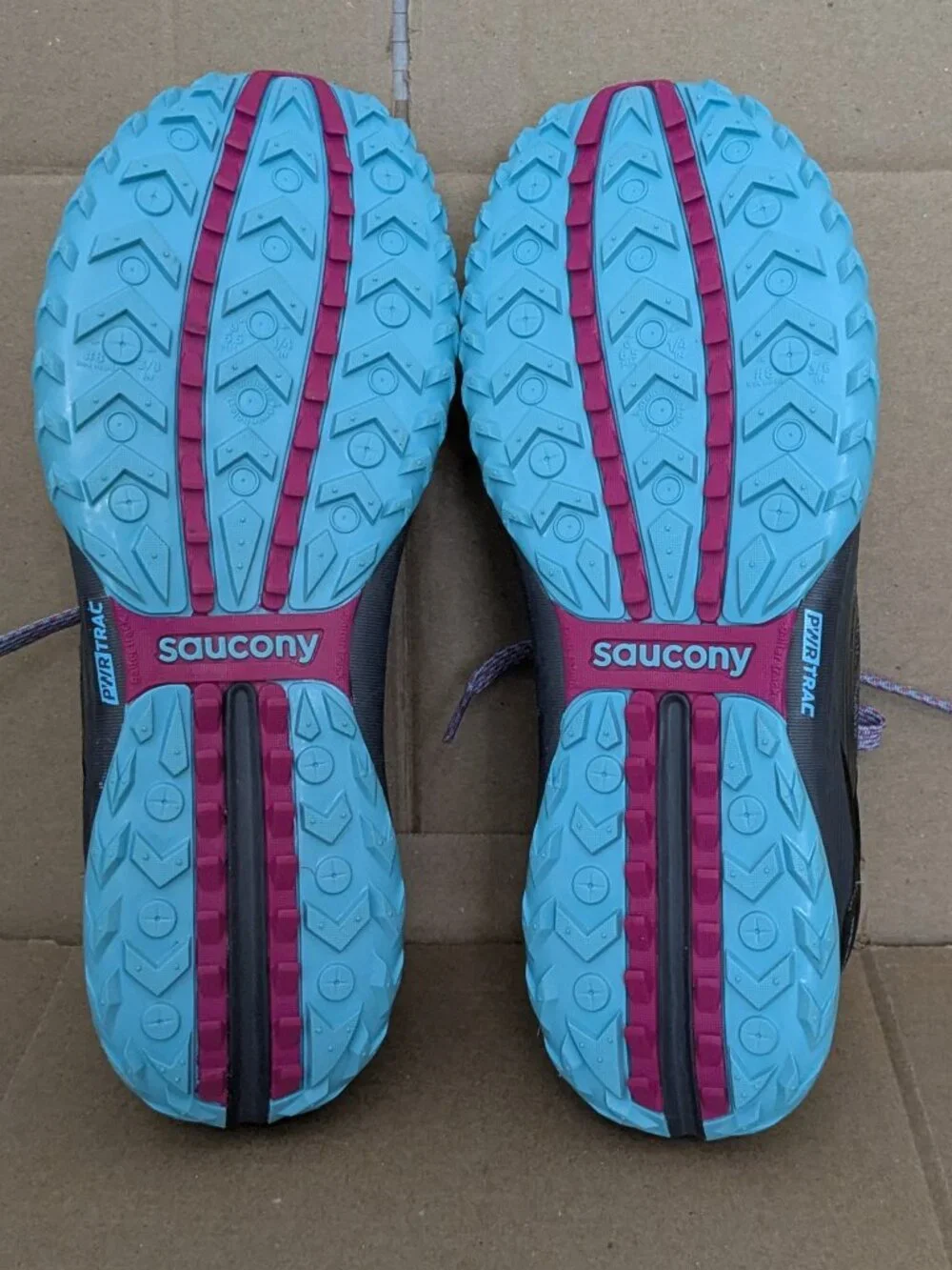 Saucony Mad River TR2 Trail Running Shoe Womens Size 12 Black Navy Blue Sneeker